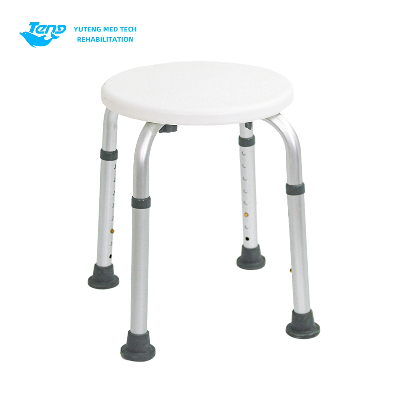 In che modo una sedia da bagno in alluminio migliora la sicurezza e l'indipendenza?