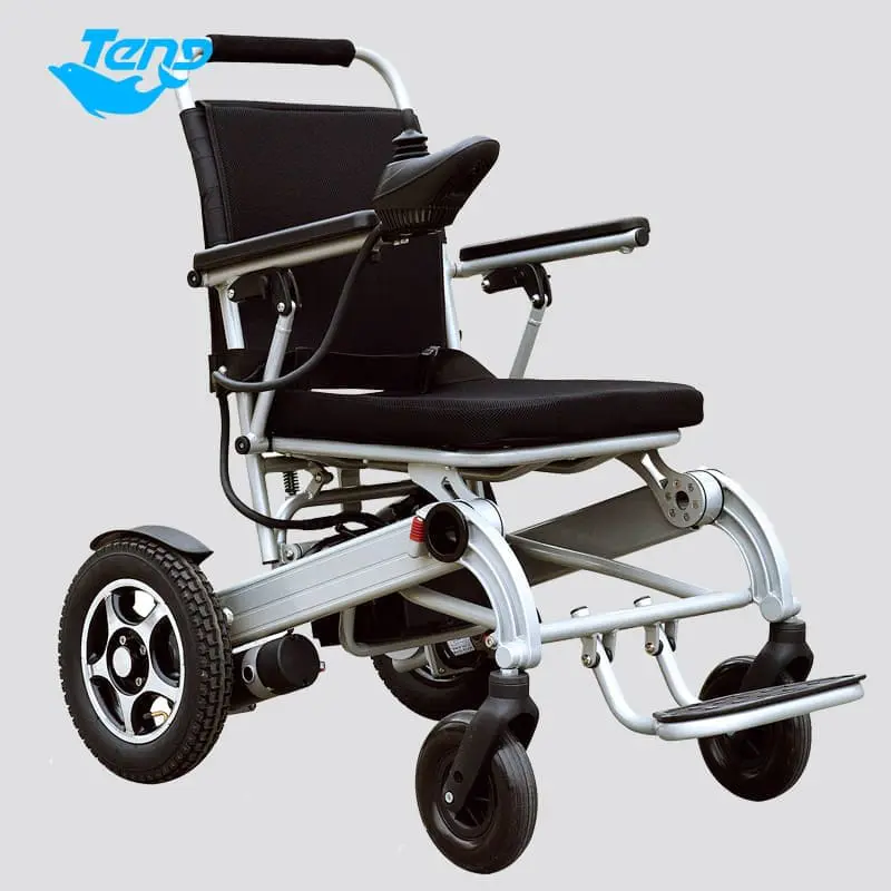 Sedia a rotelle elettrica leggera